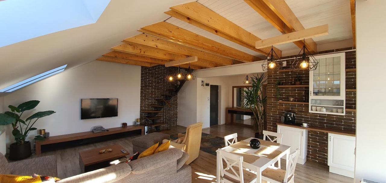 Hoobee Home & Rooftop Terrace Marosvásárhely Kültér fotó