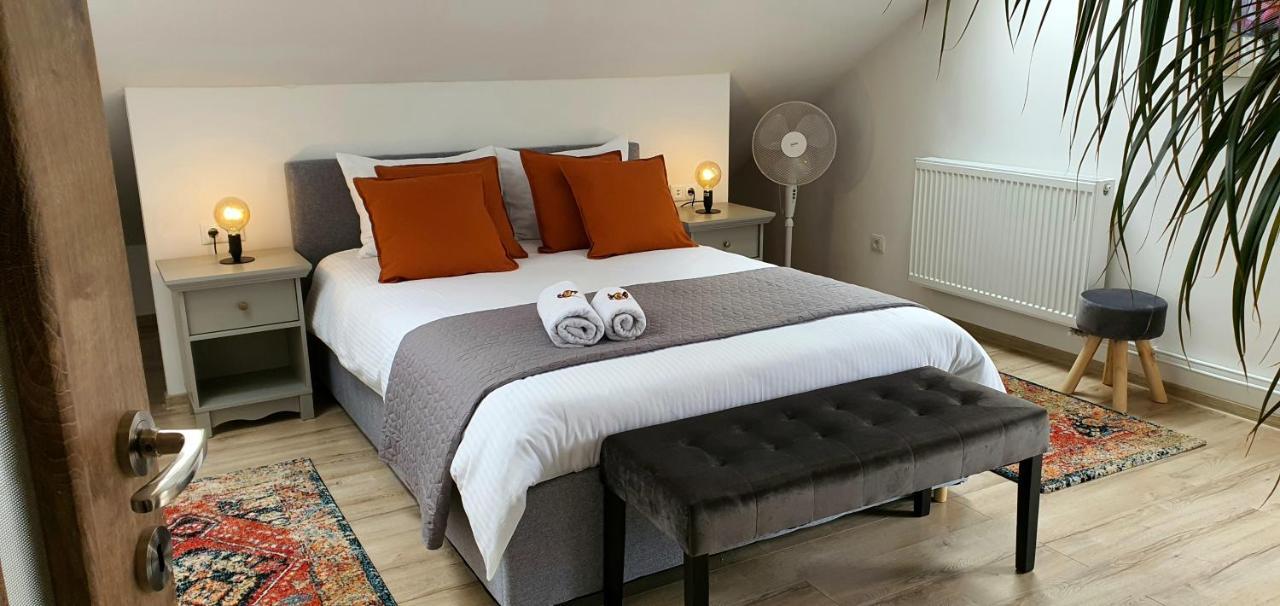 Hoobee Home & Rooftop Terrace Marosvásárhely Kültér fotó